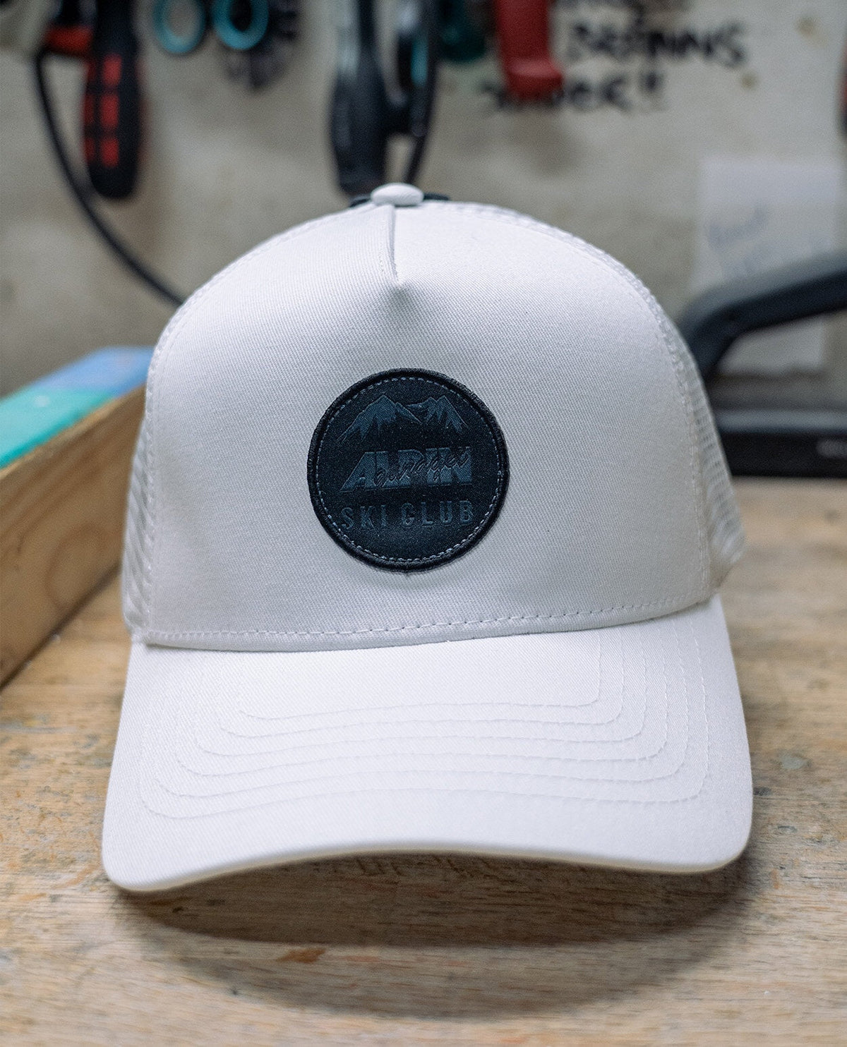 Alpingaraget Måns Ski Club - Vit/Svart